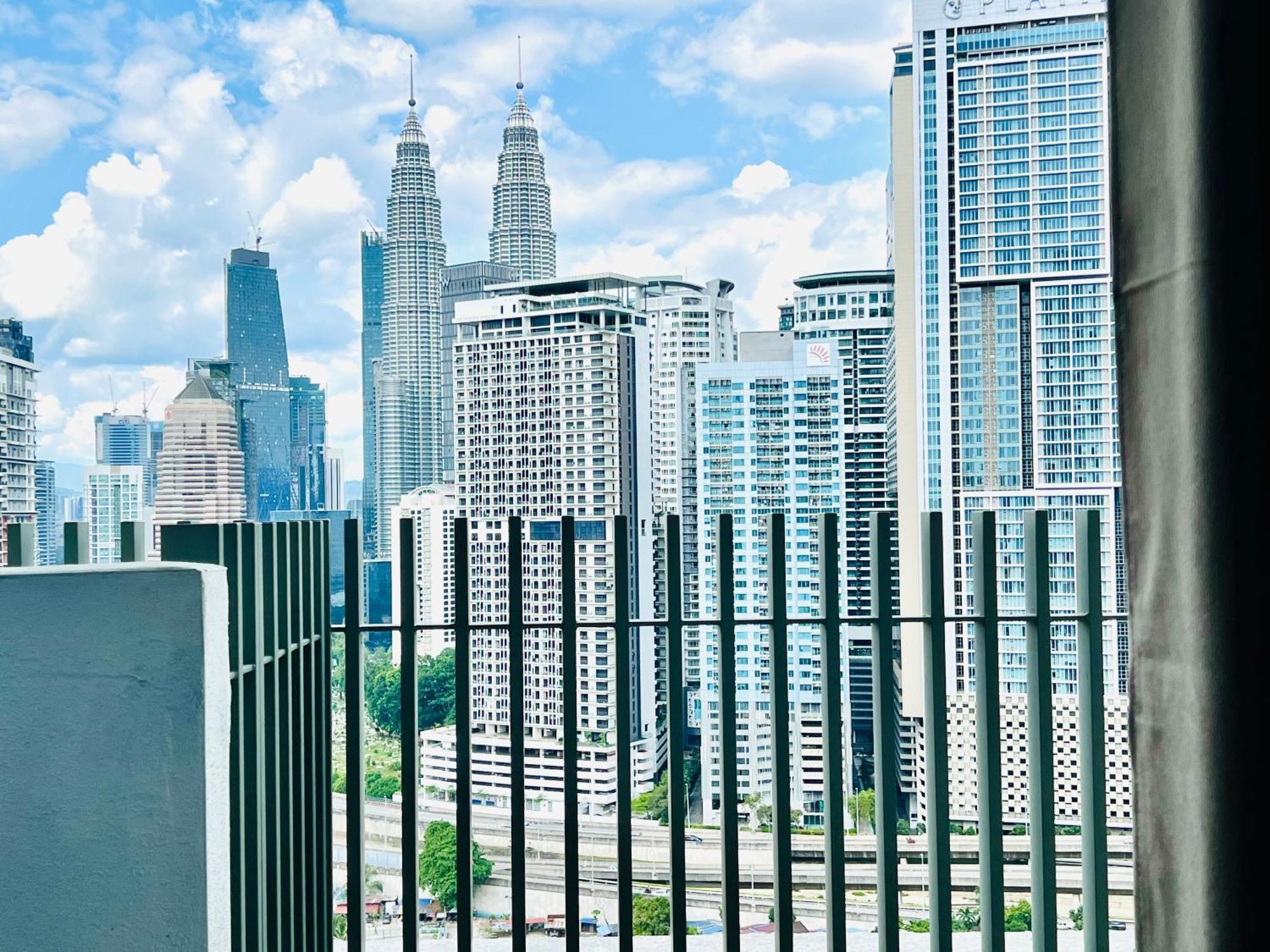 The Luxe Colony Skypool By Tasu Home กัวลาลัมเปอร์ ภายนอก รูปภาพ